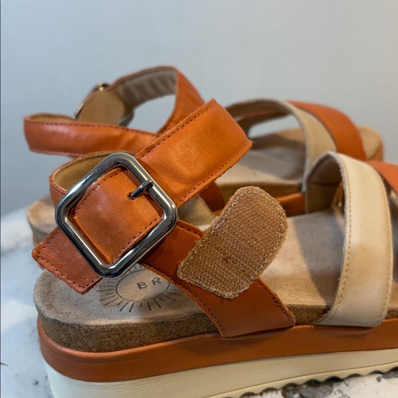 Cork and Leather Velcro Strap Faux Buckle 2” Platform Comfort Sandals Size 8 - Picture 11 of 12
